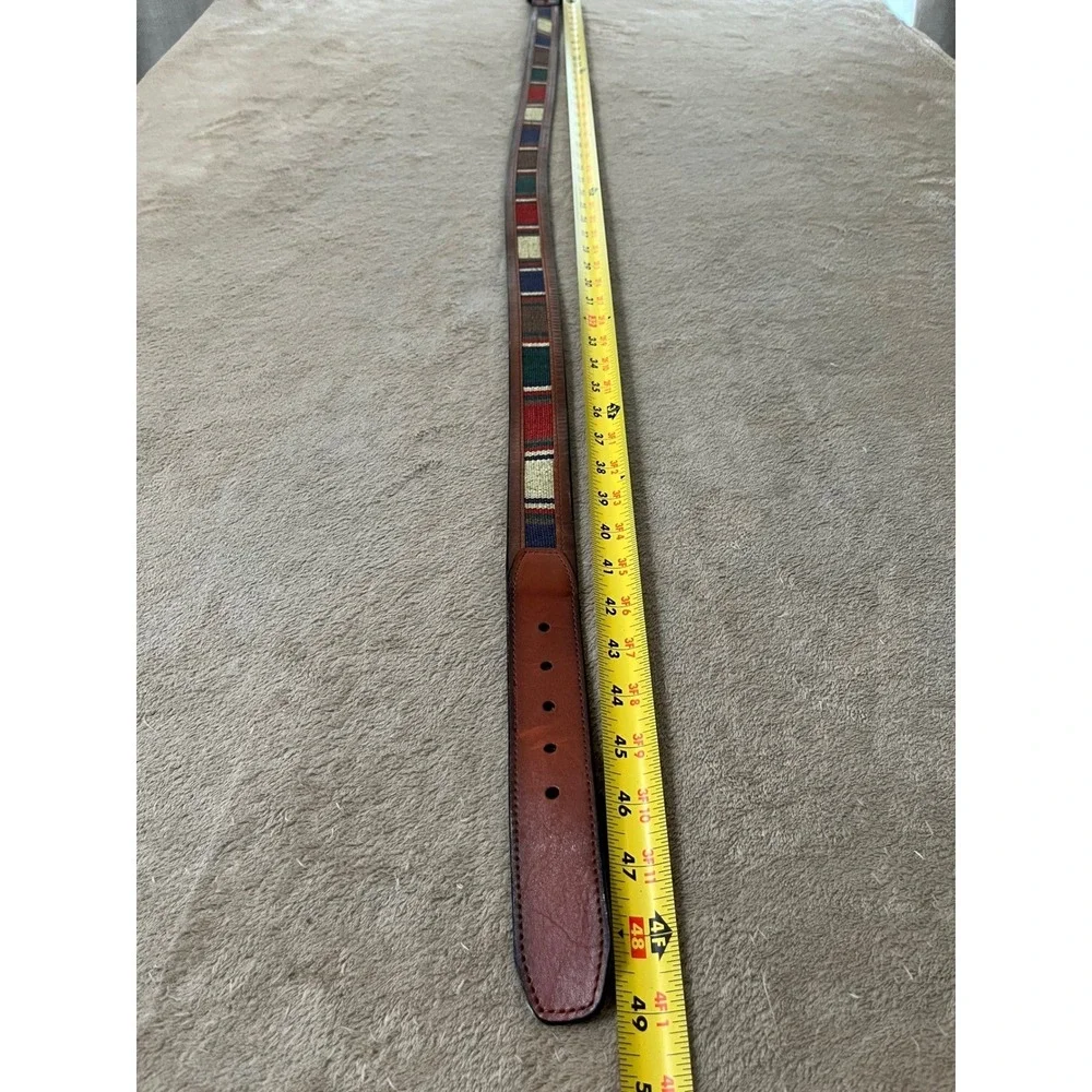 Columbia Mens Leather vintage Belt Size 44 brown with Guatemala inlay‎